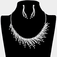 Oblique rhinestone flame necklace