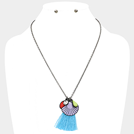 Shell Tassel Pendant Necklace