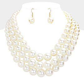 Triple Strand Pearl Chunky Necklace