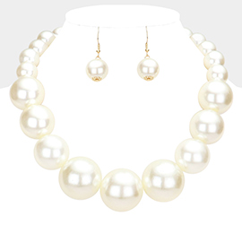 Pearl Necklace