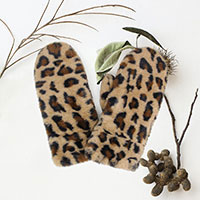 Leopard Patterned Faux Fur Lining Mitten Gloves