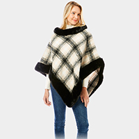 Plaid Check Patterned Faux Fur Trimmed Poncho