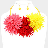 Triple Flower Collar Necklace