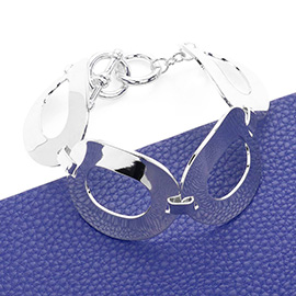 Open Metal Oval Link Toggle Bracelet