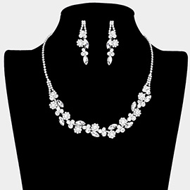 Floral Rhinestone Necklace