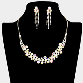 Bubble Stone Cluster Rhinestone Necklace