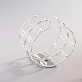 Open Metal Circle Link Cuff Bracelet