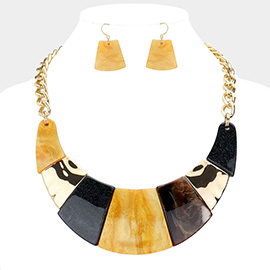 Marble Print Resin Curved Bib Necklace