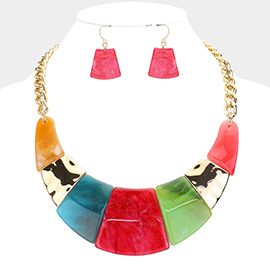 Marble Print Resin Curved Bib Necklace