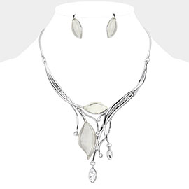 Crystal detail Enamel leaf necklace