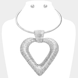 Metal Wire Wrapped Oversized Heart Pendant Statement Necklace