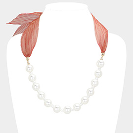 Ribbon Pearl Necklace