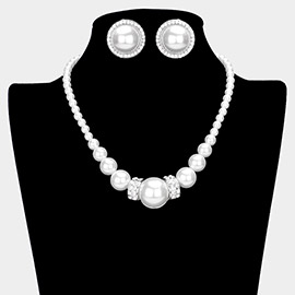 Round Pearl Necklace