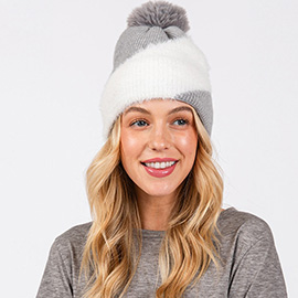 Fuzzy Detailed Fleece Pom Pom Beanie Hat