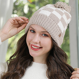 Checkered Beanie with Pom Pom 