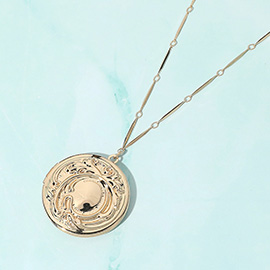 Metal Round Medal Locket Pendant Necklace