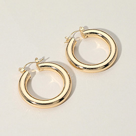 Metal Hoop Pin Catch Earrings