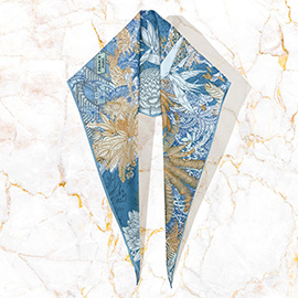 Patterned Diamond Shape Scarf