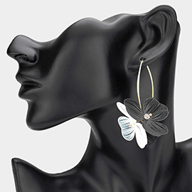 Metal Cutout Flower Dangle Earrings