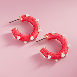 Pearl Embellished Marbled Enamel Hoop Earrings