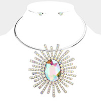 Oval Stone Centered Abstract Pendant Necklace