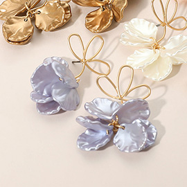 Metal Wire Floral Petal Earrings