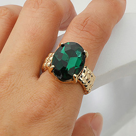 Faceted Oval Stone Cluster Stretch Ring