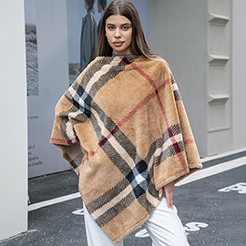 Faux Fur Plaid Pattern Poncho Wrap