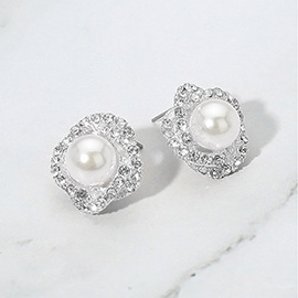 Rhinestone Rim Pearl Stud Earrings