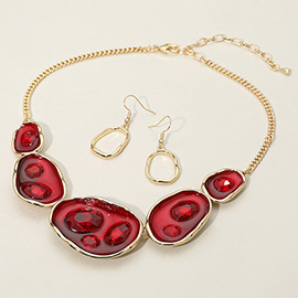 Abstract Gemstone Embellished Enamel Oval Plate Link Statement Necklace
