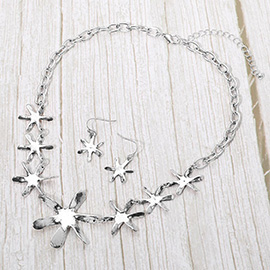Abstract Metal Boho Flower Charm Link Necklace