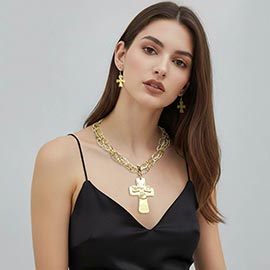 Chunky Matte Metal Layered Cross Pendant Textured Oval Link Layered Chain Statement Necklace